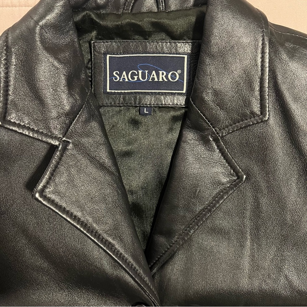 Saguaro Women's Classic Black Leather Jacket - Picture 2 of 9